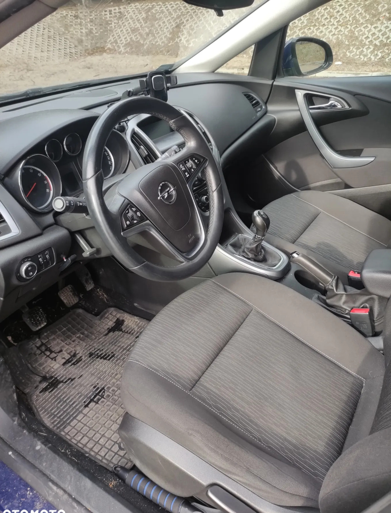 Opel Astra cena 29999 przebieg: 192680, rok produkcji 2013 z Warszawa małe 436